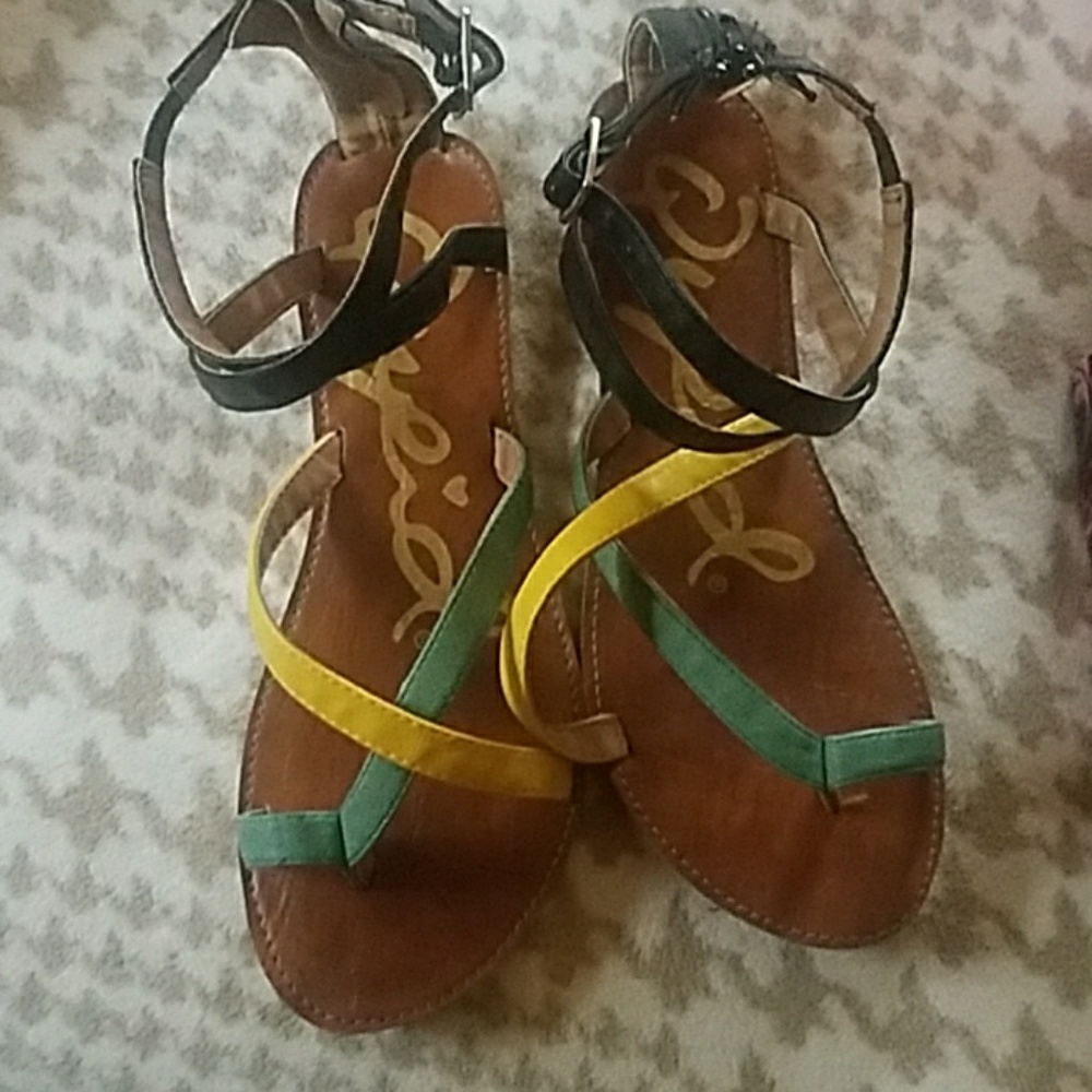 Qupid Athena sandals  New in Box